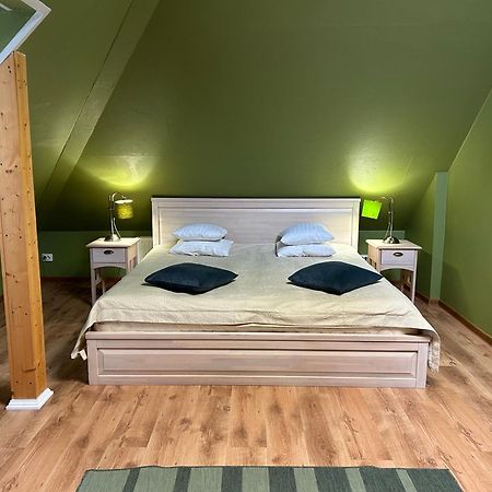 A1 Apartments With Free Parking Riga Exteriör bild