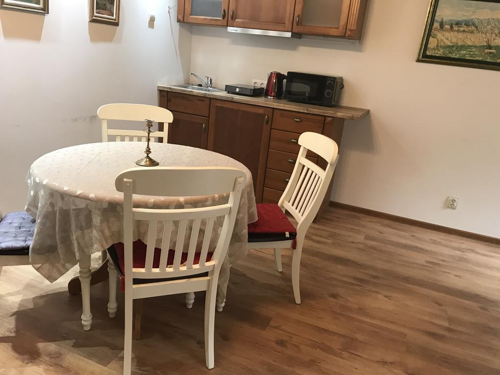 A1 Apartments With Free Parking Riga Exteriör bild