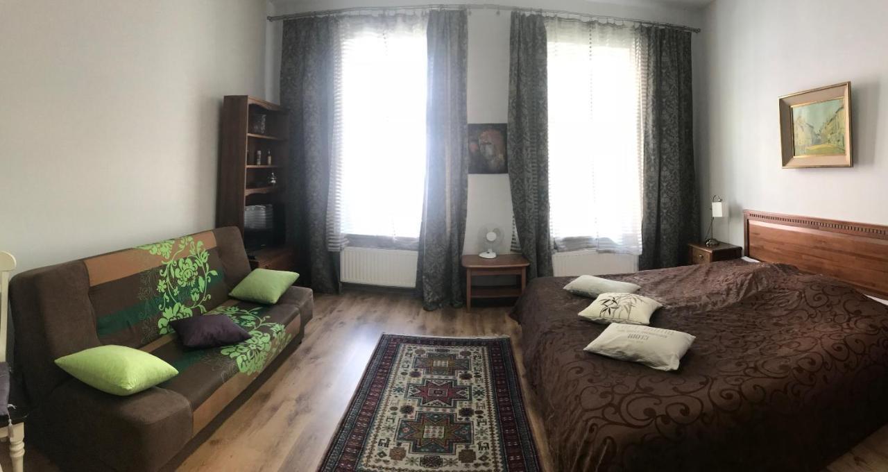 A1 Apartments With Free Parking Riga Exteriör bild