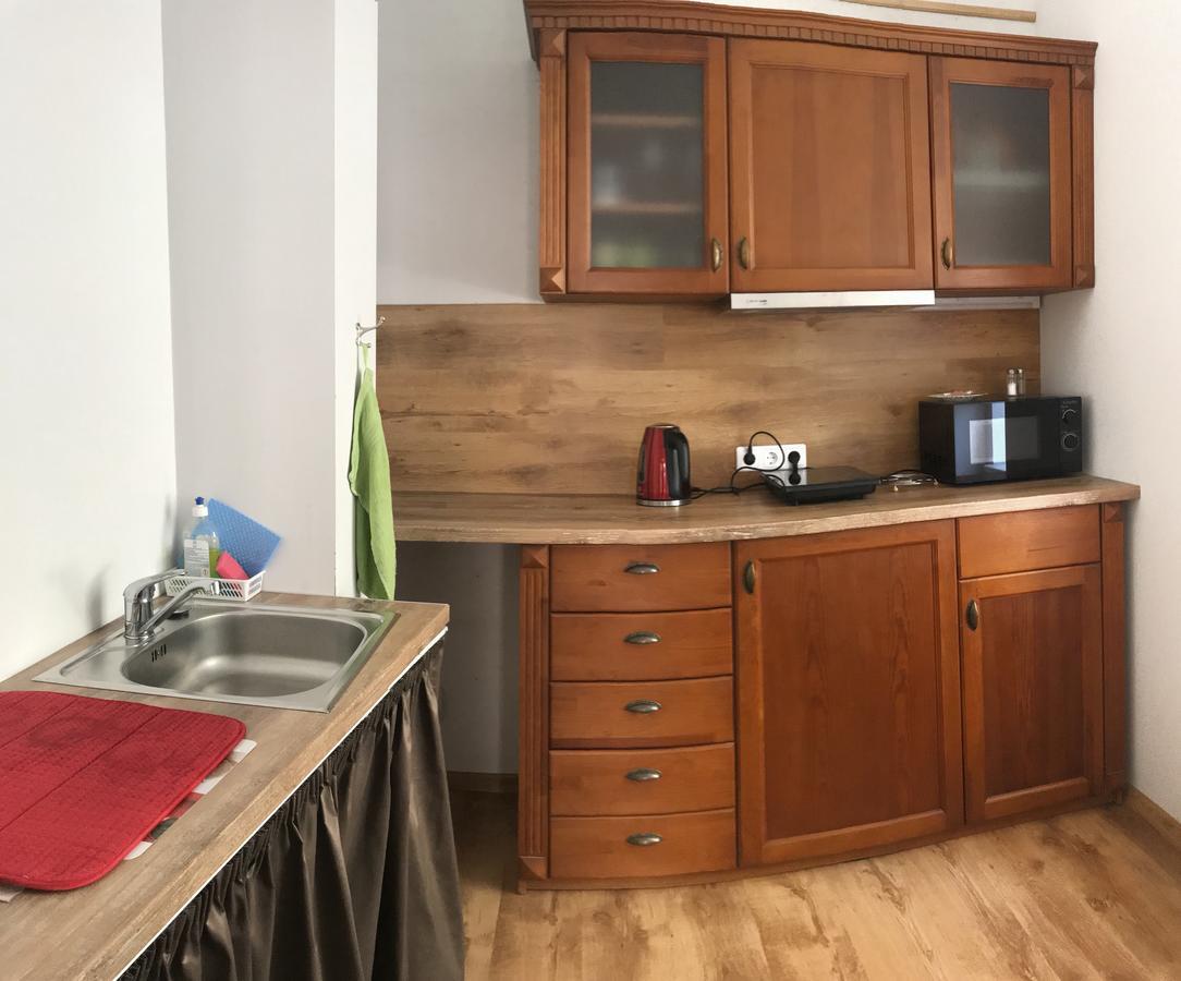 A1 Apartments With Free Parking Riga Exteriör bild